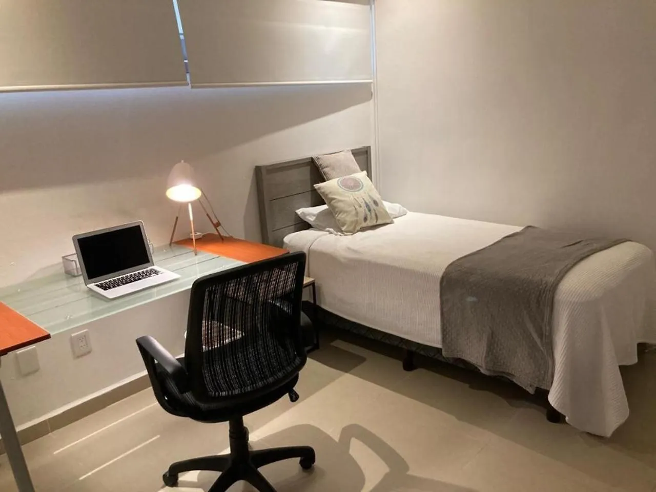 Workation Paradise Gated, Wifi 500Mb, Gym, Pool Playa del Carmen Mexico